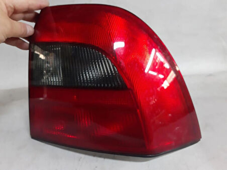 Orjinal Parça Orjinal Marka Opel Vectra B 2002-2001 Sedan Makyajlı Kasa Stop Lambası SAĞ magnetti marelli marka orjinal marka