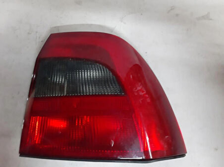 Orjinal Parça Orjinal Marka Opel Vectra B 2002-2001 Sedan Makyajlı Kasa Stop Lambası SAĞ magnetti marelli marka orjinal marka