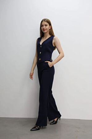 FemiChic Lacivert Zincir Detaylı Yelekli Takım