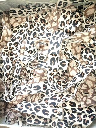 Lastik Üzeri leopar desenli  3,5Cm  5metre  Paça,kol Ve Don Lastiğidir 1 Paket 5 Metre