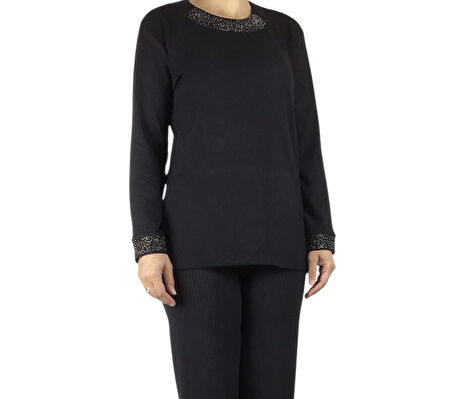 KADIN YAKA VE KOL AĞZI TAŞ İŞLEMELİ MEVSİMLİK BLUZ