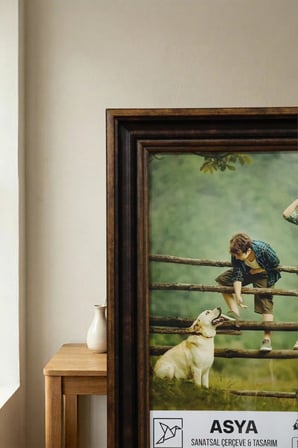 Dekoratif Antik Desenli Barok Bakır 18x24 Ayaklı Camlı Plastik Fotoğraf Çerçevesi