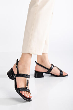 Suins Loren Model Kadın Toka Detaylı Sandalet