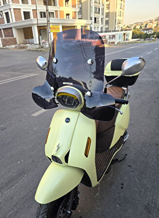 MOTOCAM RKS LT 50 PRO  Siperlik Ön Cam 2023-2025 Model 51cm Siyah Renkli 4mm APARATSIZDIR