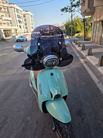 MOTOCAM RKS LT 50 PRO  Siperlik Ön Cam 2023 -2025 Model 51cm Siyah Renkli 4mm APARATSIZDIR