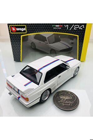 Yeni - New 1988 BMW M3 (E30) White 1:24 Ölçek Burago Marka