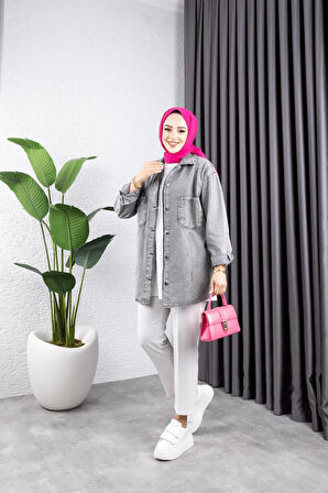 Kadın Taş Detaylı Kar Yıkamalı Denim Kot Ceket