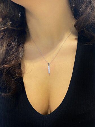 Swarovski Taşlı Sertifikalı Bar Cubik Çubuk 925 Gümüş Kolye
