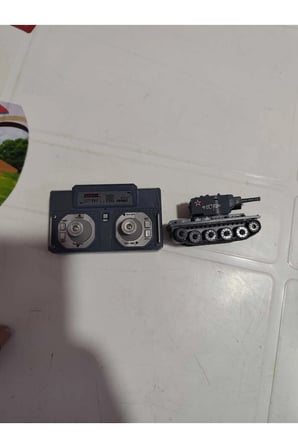 1:64 Ölçek 2.4 Ghz 9 Kanal Kızıl Ötesi Savaş Özellikli Uzaktan Kumandalı Typ-C Şarjlı Mini Tank