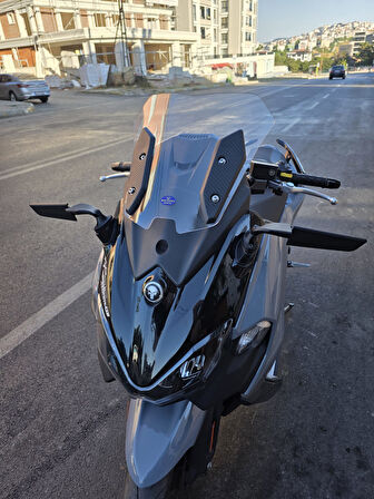 MOTOCAM Sym Maxsym TL 508 Siperlik Ön Cam 2022-2025 Model 41cm Şeffaf Renkli 4mm SPORTİF