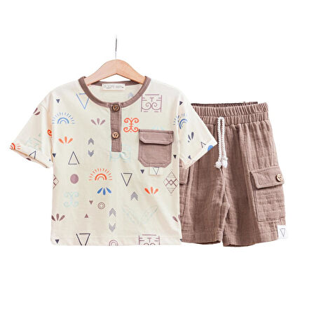 Miniğimin Cicileri Müslin Etnik Desen Cep Detaylı Tshirt Şortlu Erkek Çocuk  2 li Takım - Kahverengi