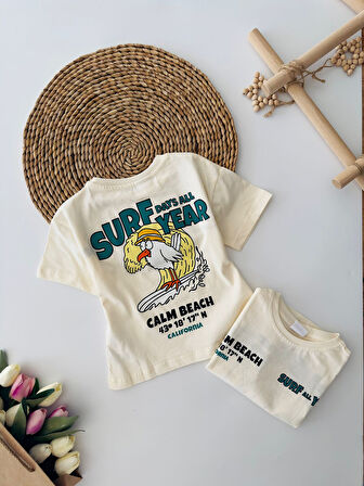 Miniğimin Cicileri Surf Year Arka ve Ön Baskılı Unisex Tşört - Bej