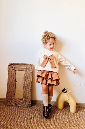 Miniğimin Cicileri Fiyonklu Önü Taşlı Fırfır Etekli Kız Çocuk Takım - Kahverengi