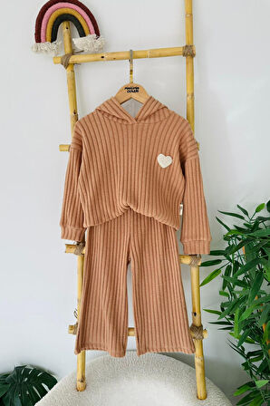 Miniğimin Cicileri Kalp Panç İşlemeli Fitilli Kız Çocuk Mevsimlik Takım - Sütlü Kahve