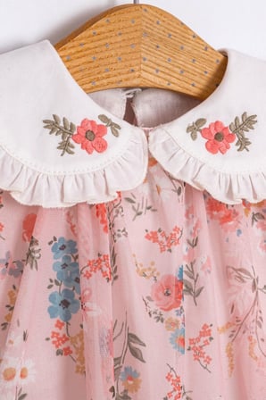 Miniğimin Cicileri Bebe Yaka Çiçek Nakışlı Baharlık Kız Çocuk Elbise - Pembe