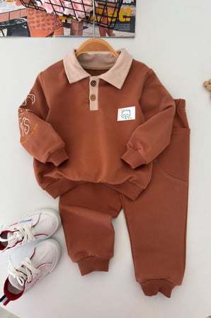 Polo Yaka Kedicik Detaylı Erkek Çocuk 2’li Mevsimlik Takım - Kahverengi