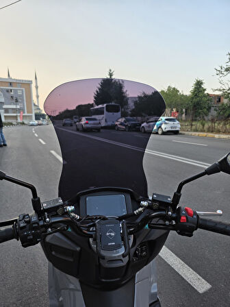 MOTOCAM Motolüx MCX 125 Siperlik Ön Cam 2024-2025 Model 68cm Siyah Renkli 4mm