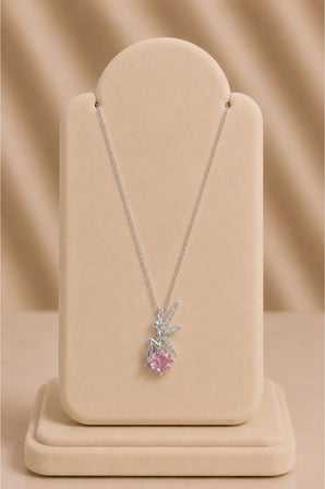 Pembe Taşlı Figürlü Silver Kolye