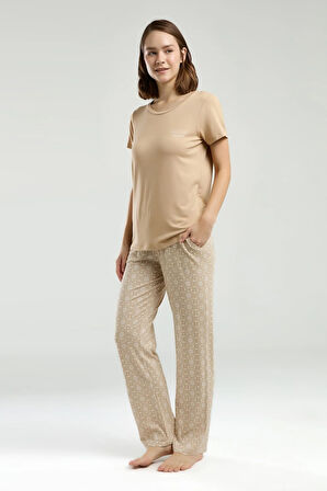 Kadın Sade Yazlık Kısa Kol Desenli Uzun Pantolon Pijama Takımı