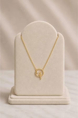 Minimal Halka İçinde Kedi Figürlü Gold Kolye