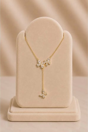 Minimal Zirkon Taşlı Kelebek Sallantılı Gold Kolye