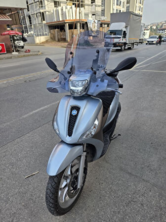 MOTOCAM Piaggio Medley S 150 Ön Cam 2021-2025 Model 56cm füme Renkli Elcikli APARATSIZ GÖNDERİLİR