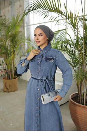 Kadın Boncuk İşlemeli Düğmeli Kot Elbise