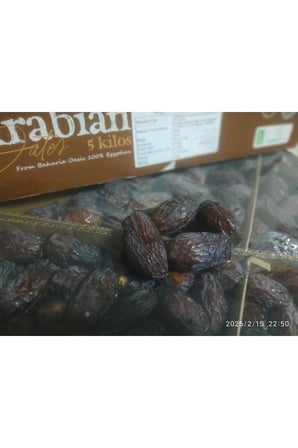 Mısır Mejdul Hurması Boyu 3--4 Cm Medjoul Hurma- Mejdul Glikozsuz Doğal Hurma - 5 Kg Koli