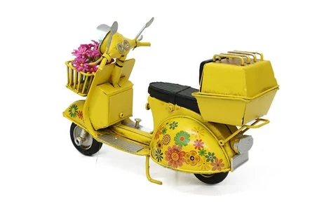 Dekoratif Metal Scooter Sepetli