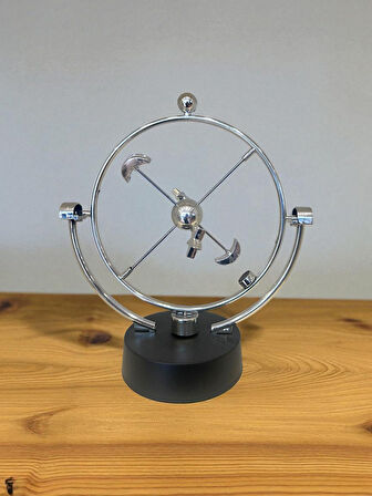 Manyetik Newton Sarkaç Oyuncağı – Sürekli Hareketli Kinetik Masaüstü Dekor