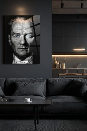 Atatürk Siyah Beyaz Kırılmaz Cam Tablo - Mustafa Kemal Portre Temperli Duvar Dekorasyonu Klasik Yatak Odası Salon Antre UV Baskılı