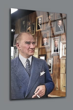 Atatürk Vatan Atatürk Cam Tablo | Dekoratif Duvar Tablosu | UV Baskılı Canlı Renkler | Yatak Odası ve Antre | Doğum Günü Hediyesi | 4mm Kırılmaz Cam