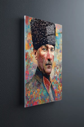 ATATÜRK - Renkli Görüntü Dikey Duvar Dekoratif Cam Tablo - Mustafa Kemal Portre Kırılmaz Temperli Canlı Salon Yatak Odası UV Baskılı Hediyelik