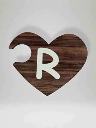 R Harfi (Sağ Parça) – Ahşap Puzzle Kalp Harf Magnet – Buzdolabı Süsü – İkili Uyumlu (kod:1032)