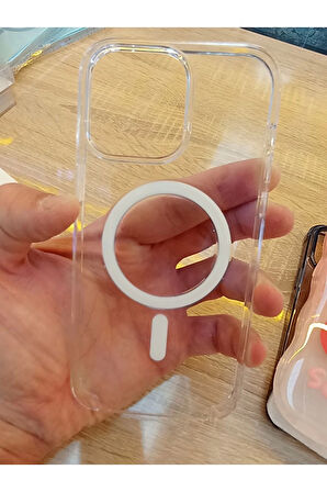 İPhone 14 Pro Max Uyumlu Sararmaz Şeffaf MagSafe Özellikli Kılıf Darbe Korumalı Kapak