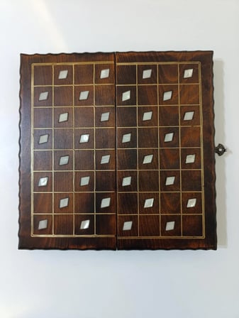 Sedef Kakma Telkari İşlemeli El İşçiliği Midi Boy Damalı Ahşap Tavla - Açık Renk (13 x 26 Cm)