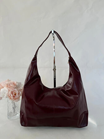 Kadın Omuz Çantası | Deri Görünümlü Geniş Kapasiteli Şık Günlük Çanta – Bordo / Bej / Siyah | Trend, Minimal ve Zarif Tasarım