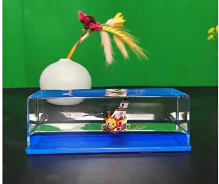 one piece bandai figürlü batmayan gemi canli rengi ve kalitesiyle şık hediyelik camlı batmayan gemi