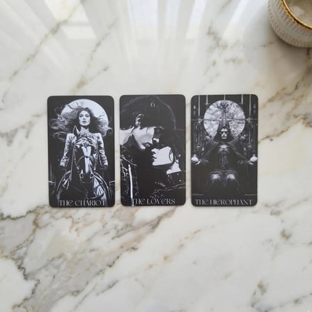 Monochrome Tarot Kartları – 78 Kart İngilizce Tarot Destesi