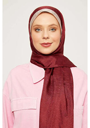 Halka Desen Jakar Monogram Şal