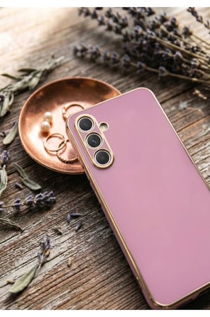 Samsung Galaxy A73 Uyumlu Yumuşak Silikon Kamera Korumalı Gold Kenarlı Telefon Kılıfı Kapak