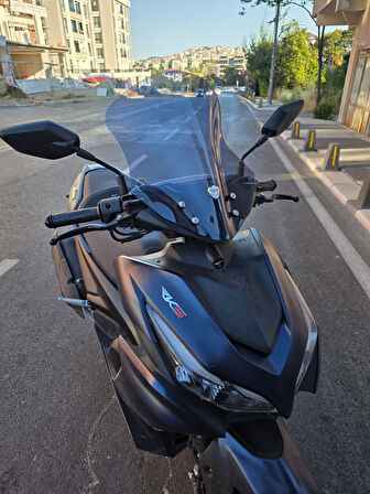 MOTOCAM Motolüx IST 34  Siperlik Ön Cam 2025 Model 43cm Füme Renkli 4mm KISA SPORTİF