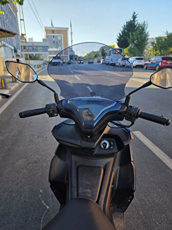 MOTOCAM Motolüx IST 34  Siperlik Ön Cam 2025 Model 43cm Füme Renkli 4mm KISA SPORTİF