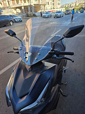 MOTOCAM Motolüx IST 34  Siperlik Ön Cam 2025 Model 43cm Şeffaf Renkli 4mm KISA SPORTİF