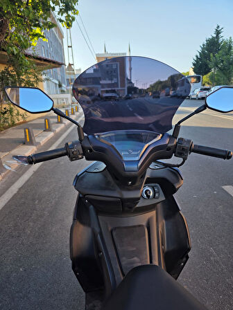 MOTOCAM Motolüx IST 34  Siperlik Ön Cam 2025 Model 43cm Siyah Renkli 4mm KISA SPORTİF
