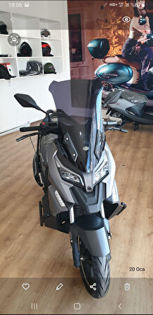 MOTOCAM Motolüx RT2 Ragner Siperlik Ön Cam 2023-2025 Model 56cm Açıkfüme Renkli 4mm UZUN CAM