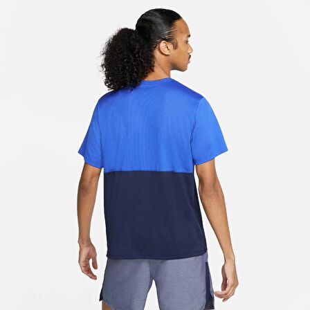 Dri-FIT Run Top Short-Sleeve Erkek T-Shirt