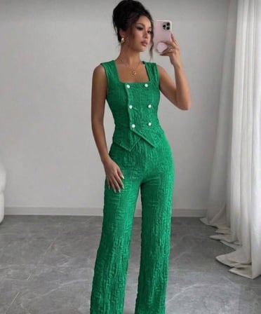 Livizmir Moda Kadın Düğme Detay Yelek Ve Bol Paça Pantolon Bürümcük Kumaş Ikili Takım