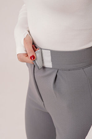 Cırt Kapama Detaylı Gri Pantolon