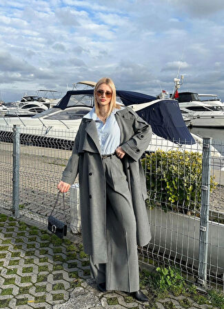 Kemer Detaylı Oversize Gri Trençkot”